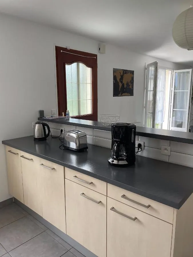Maison A 2 Pas De La Roche - Bernard Nivillac Holiday home