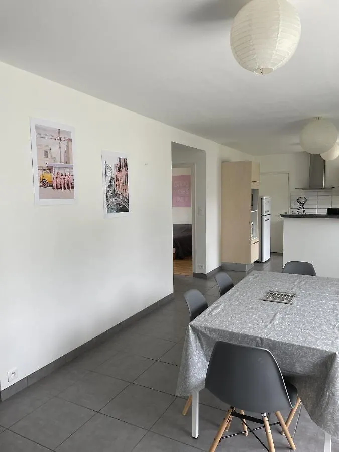 Maison A 2 Pas De La Roche - Bernard Nivillac Holiday home